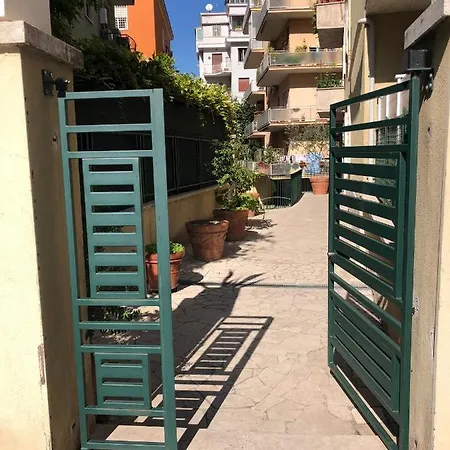 Viaggio Da Bea Al Gianicolo Apartment Rome Exterior photo